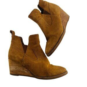 Blondo Shoes Blondo Irving Waterproof‎ Suede Wedge Booties sz 8 M Pull On